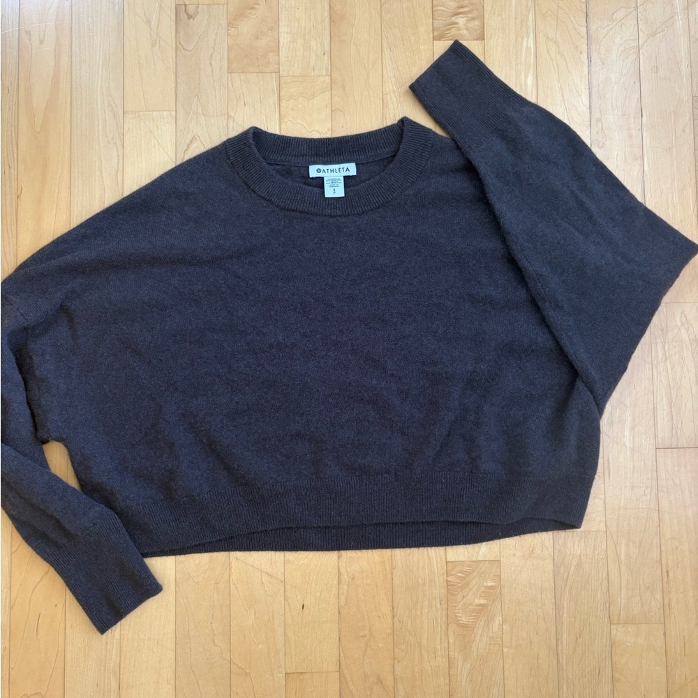 Athleta Women's brown cashmere Crew Neck Sweater